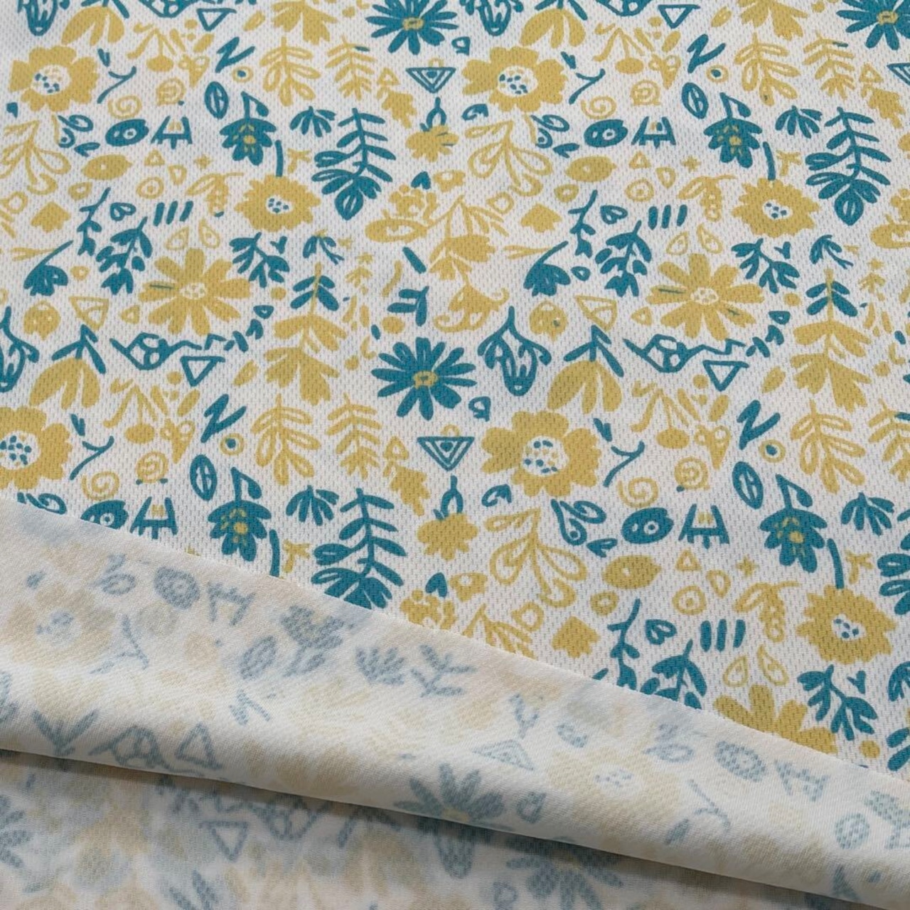 ★CT647◆オーダー50cm単位◆メッシュニット生地◆マレファブ◆花柄