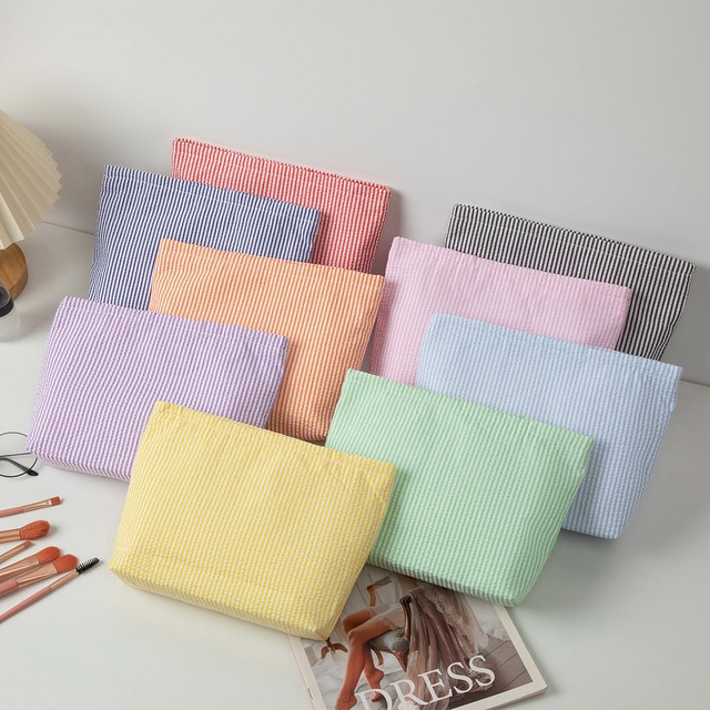 ドンジン刺繍ストライプ化粧ポーチ