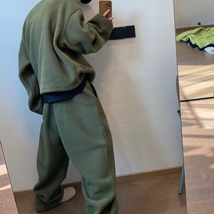 アーミーグリーンボアトップス（別売りでセットアップのパンツあり）　1045