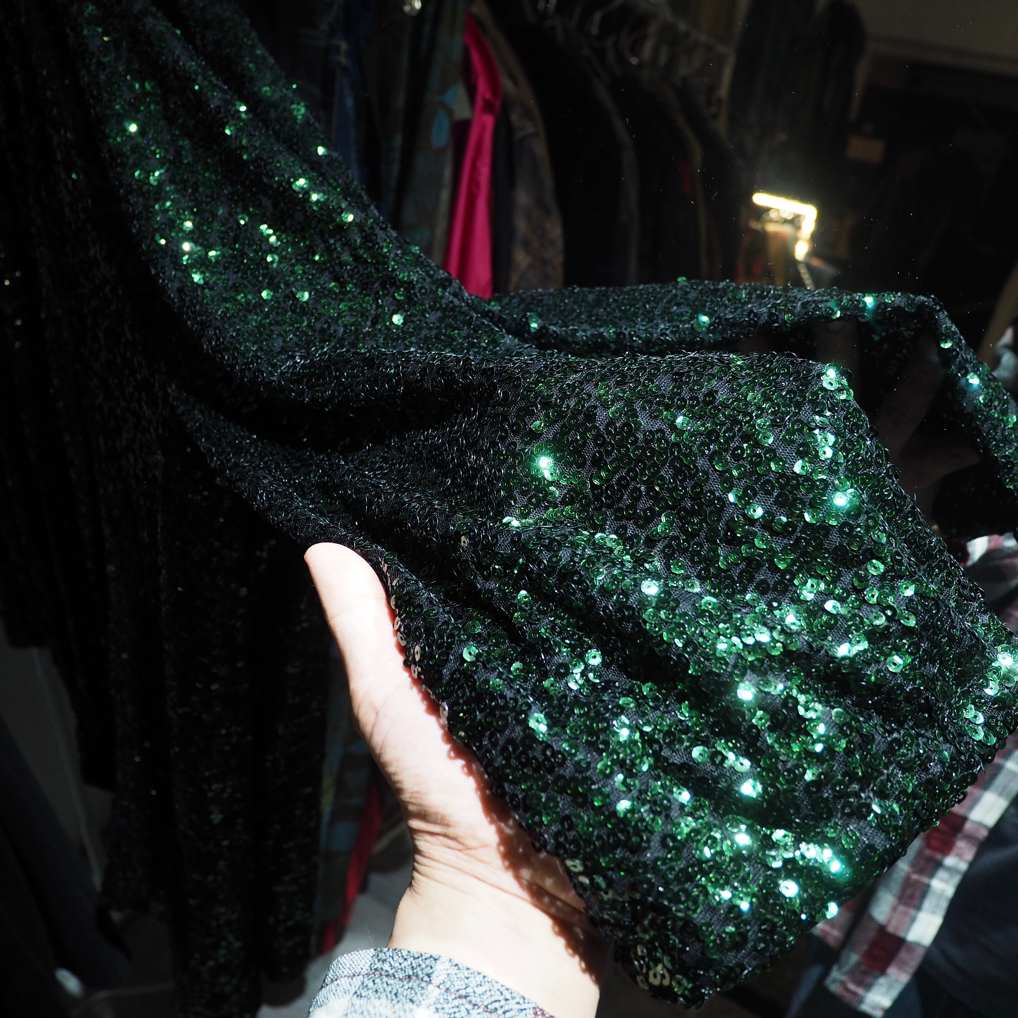 Beautiful Flip sequins Embroidery long sleeve Mock neck