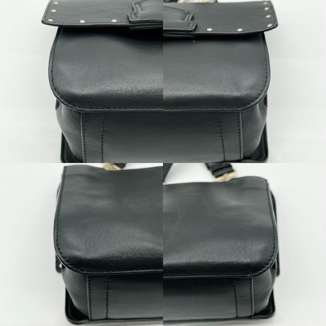 【極美品】FURLA SCOOP リバーシブル ハンドバッグ レザー ブラック 極美品】FURLA SCOOP リバーシブル ハンドバッグ レザー