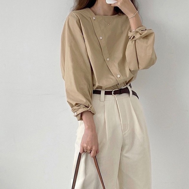 asymmetry button blouse　10157
