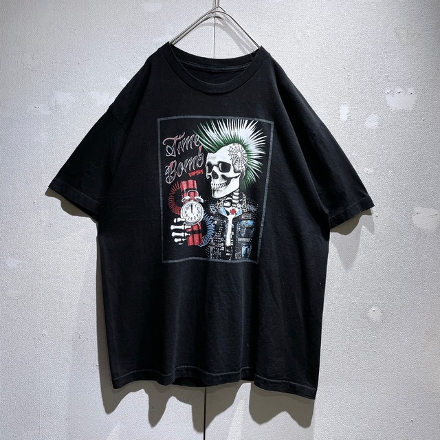 ” Time Bomb ” Punk skeleton printed Black loose SS Tee