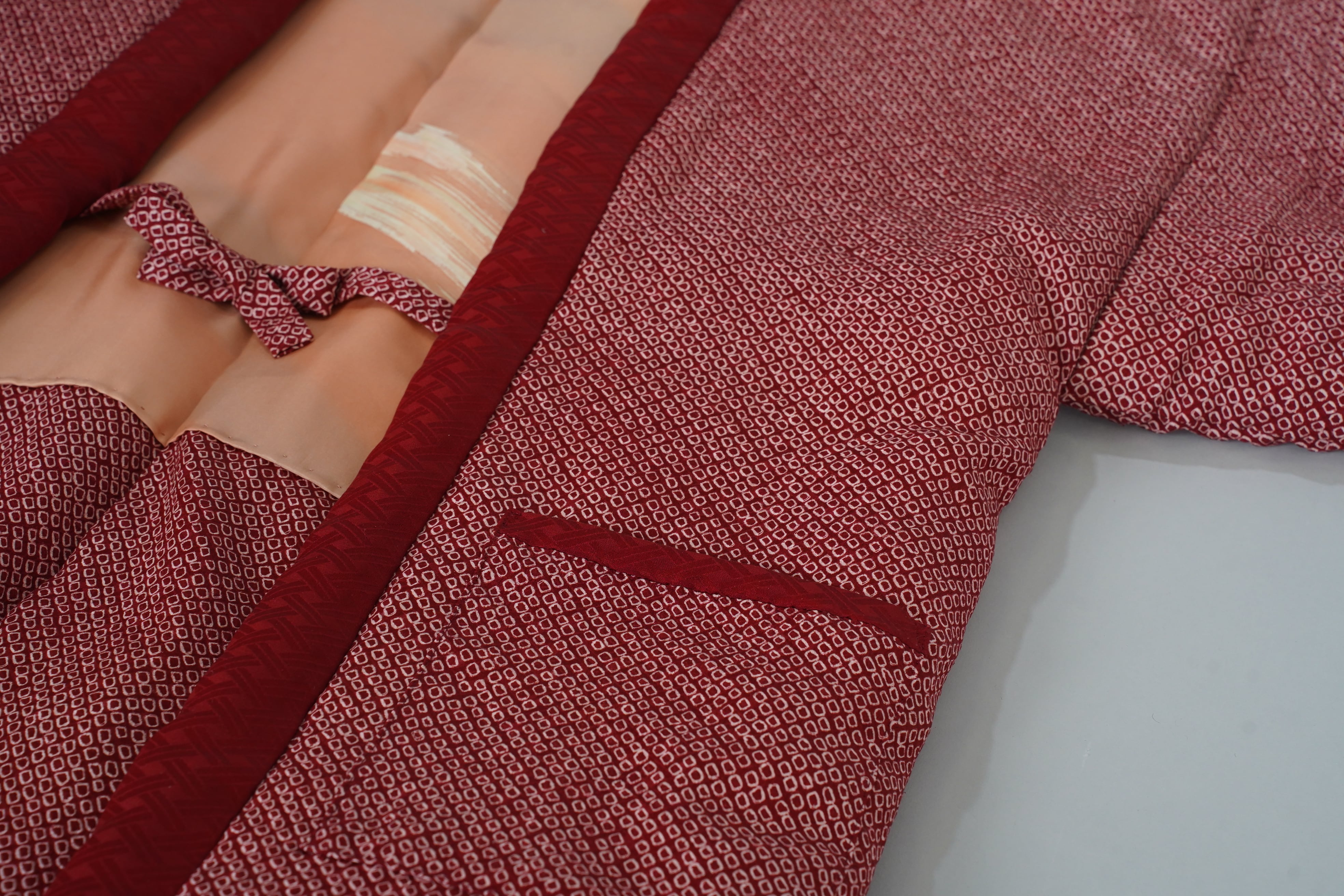 オリジナル綿入れ半纏（手縫い仕立て）正絹総絞り（赤） | きもの後藤