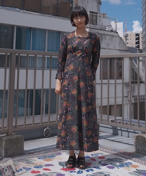 【送料無料】70's black floral dress