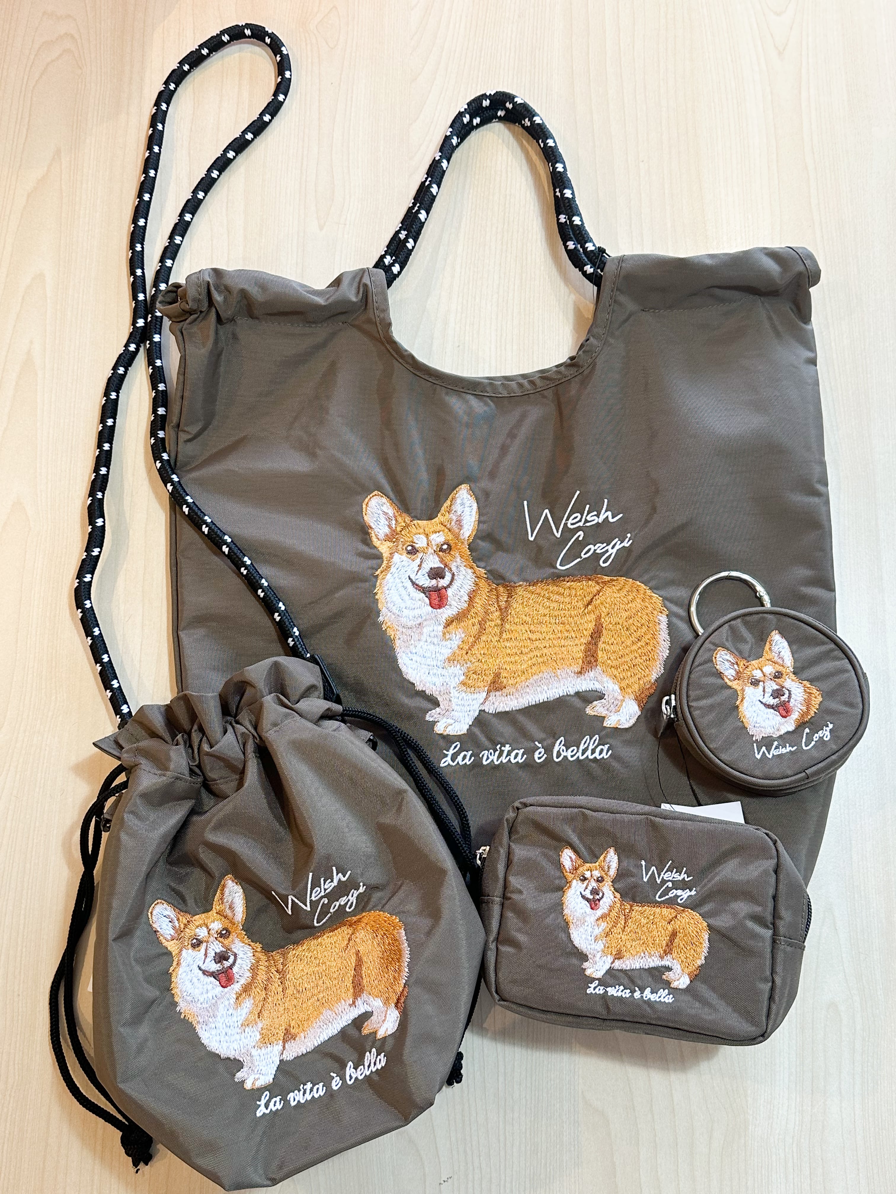 アニマル刺繍コードショルダー コーギー | わんこ雑貨の店 スマイルズ