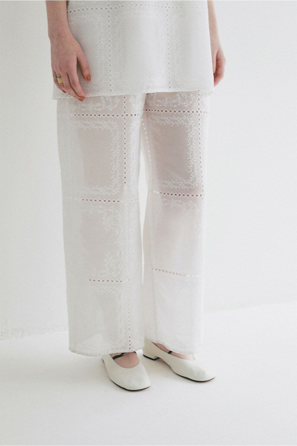 CLANE EMBROIDERY LACE CAMI ALL IN ONE | FLICKA ASHIYA