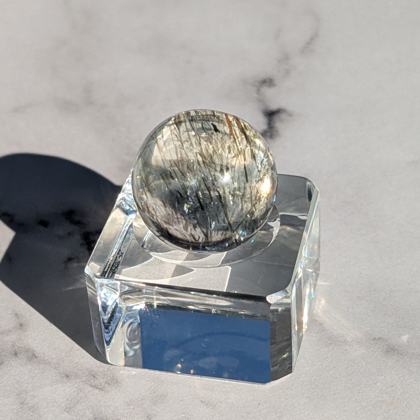 ブラックルチルクォーツ ミニスフィア 約16mm | iris imrama stone