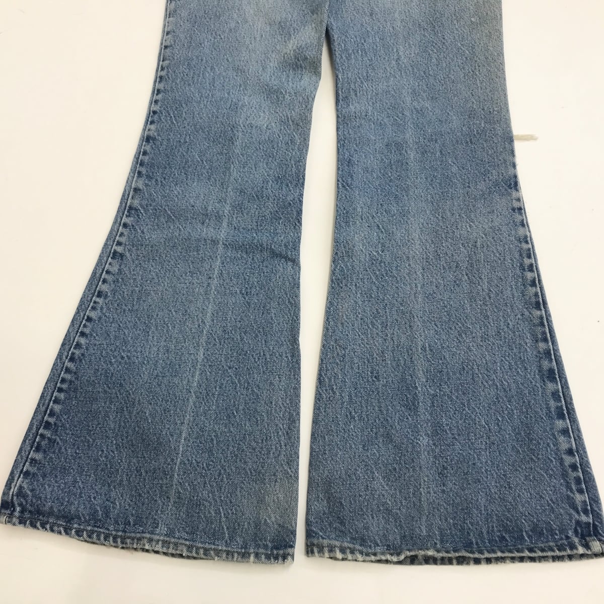 USA製】 70s リーバイス 684 ボタン裏8 オレンジタブ ベルボトム USA製】 70s リーバイス 684 ボタン裏8 オレンジタブ ベルボトム