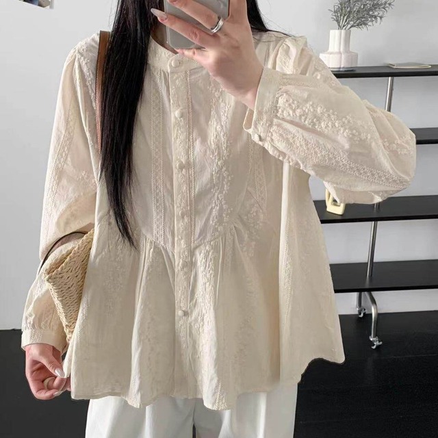 flare embroidery flower band-collar blouse　2litr06307