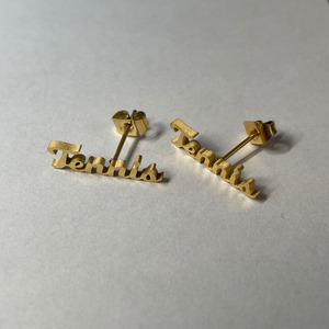 Initial pierces (tennis)
