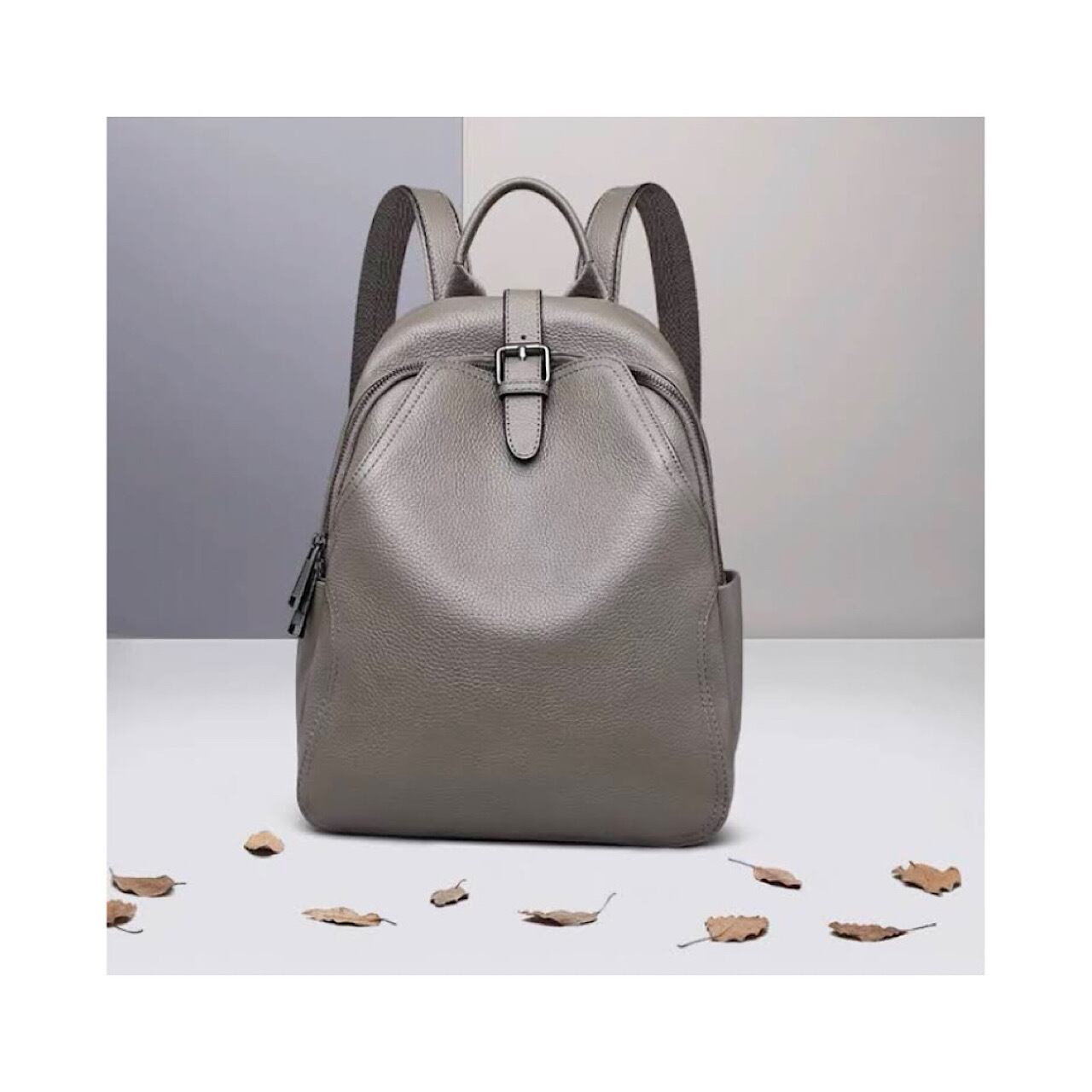 レザー ショルダーバッグ 女性 新作 レザー ファッション