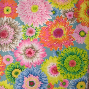 8/21発売！USAコットン Kaffe Fassett（布幅X50cm単位カット）Gerbera Daisies（ガーベラ・デイジーズ）PWPJ139.PASTEL｜Philip Jacobs