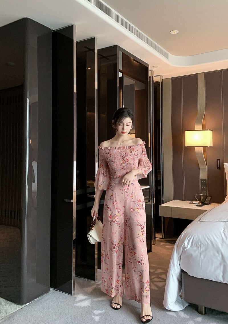 ツーピース セットアップ オフショルダー ワイドパンツ 花柄 ツーピース セットアップ オフショルダー ワイドパンツ 花柄