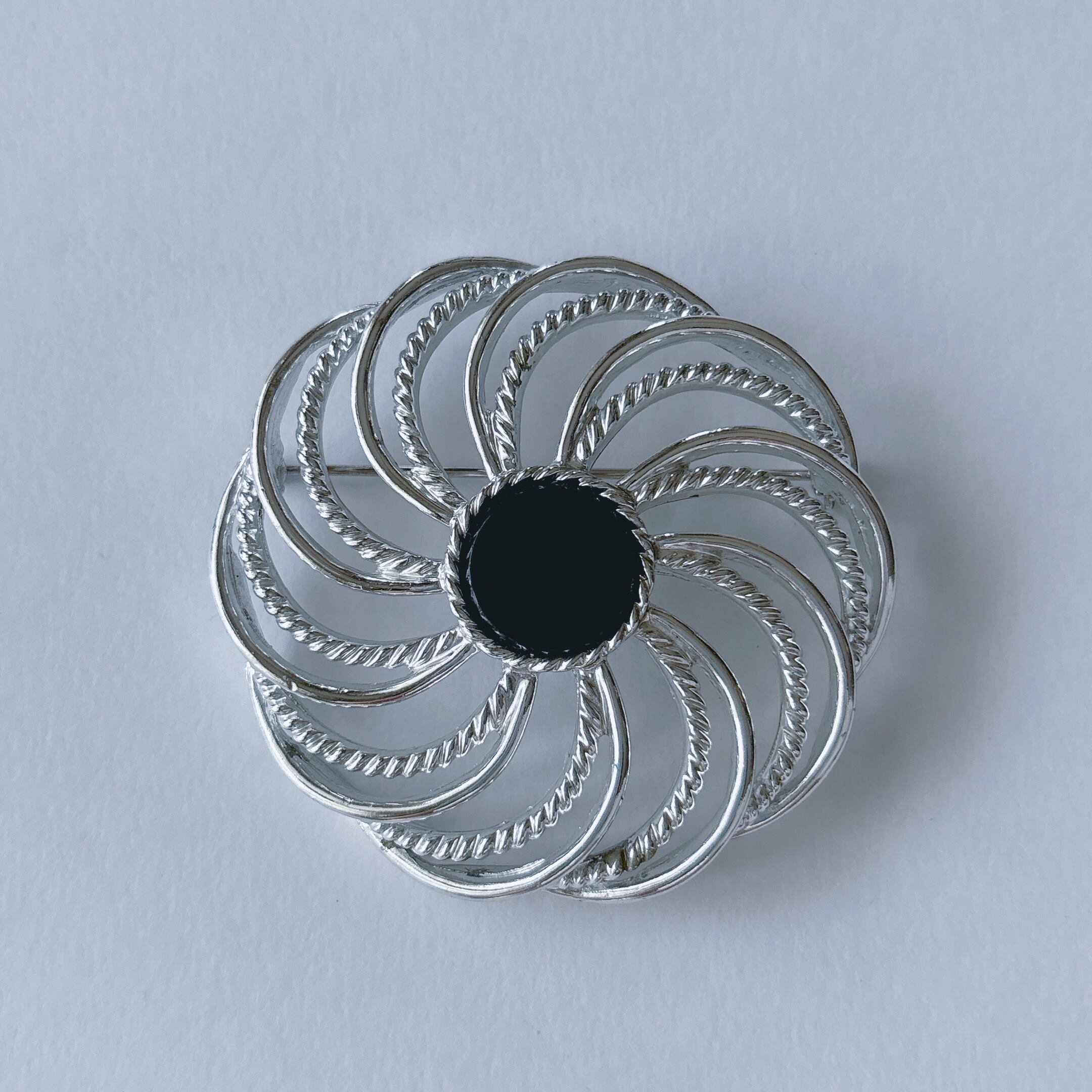 TRIFARI Vintage 50s - 60s silver tone leaves brooch ヴィンテージ