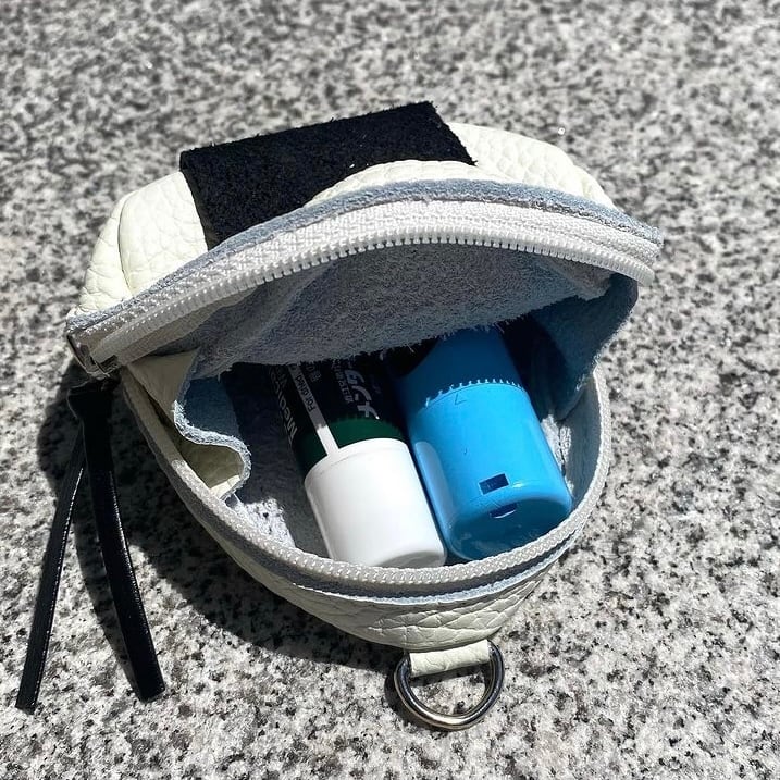 ヘルツ　プルアップレザー　おにぎりポーチ おにぎりポーチ】 レザーおにぎりポーチ | Pay ID