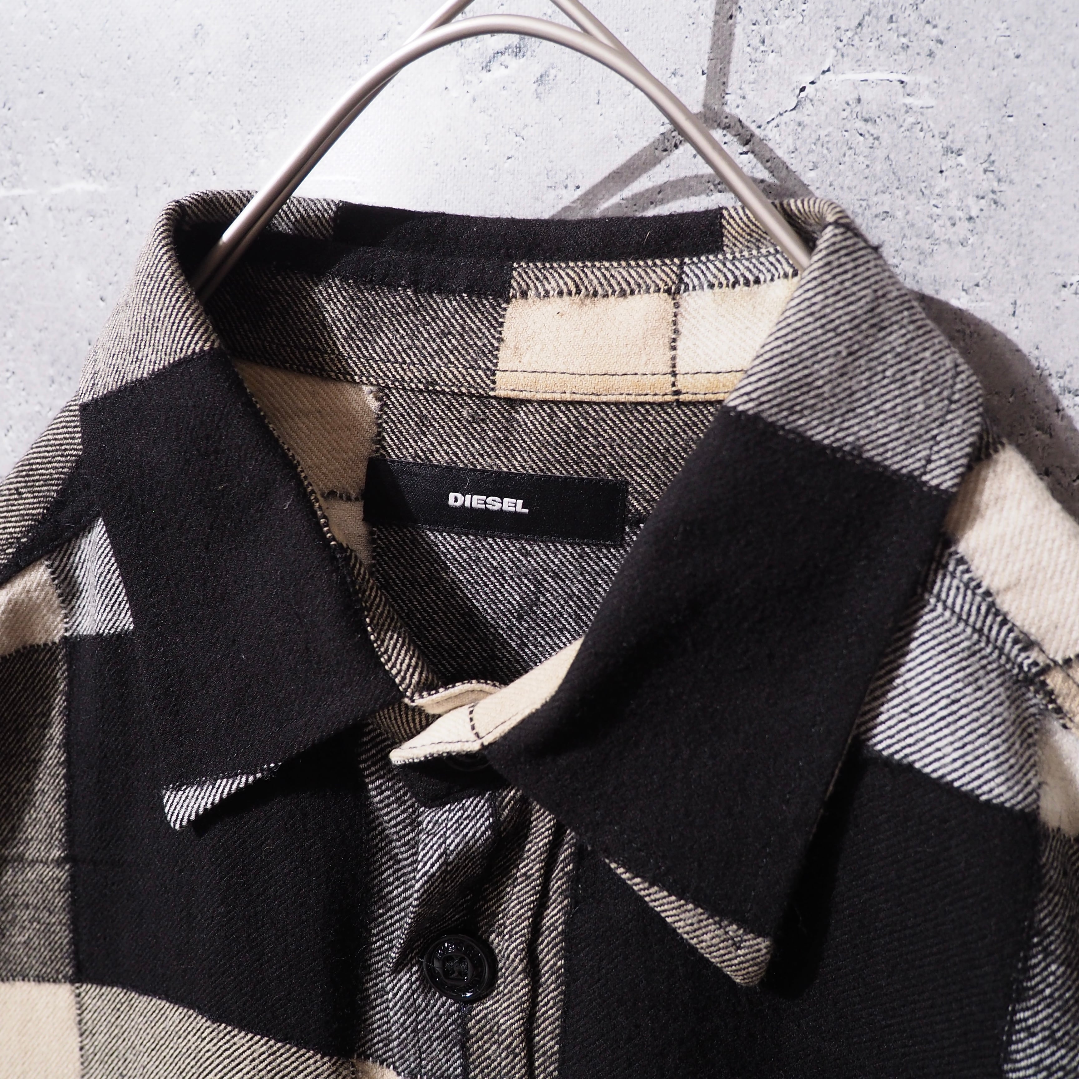 " DIESEL " Irregular Stitched × Embossed Monotone Check Shirt