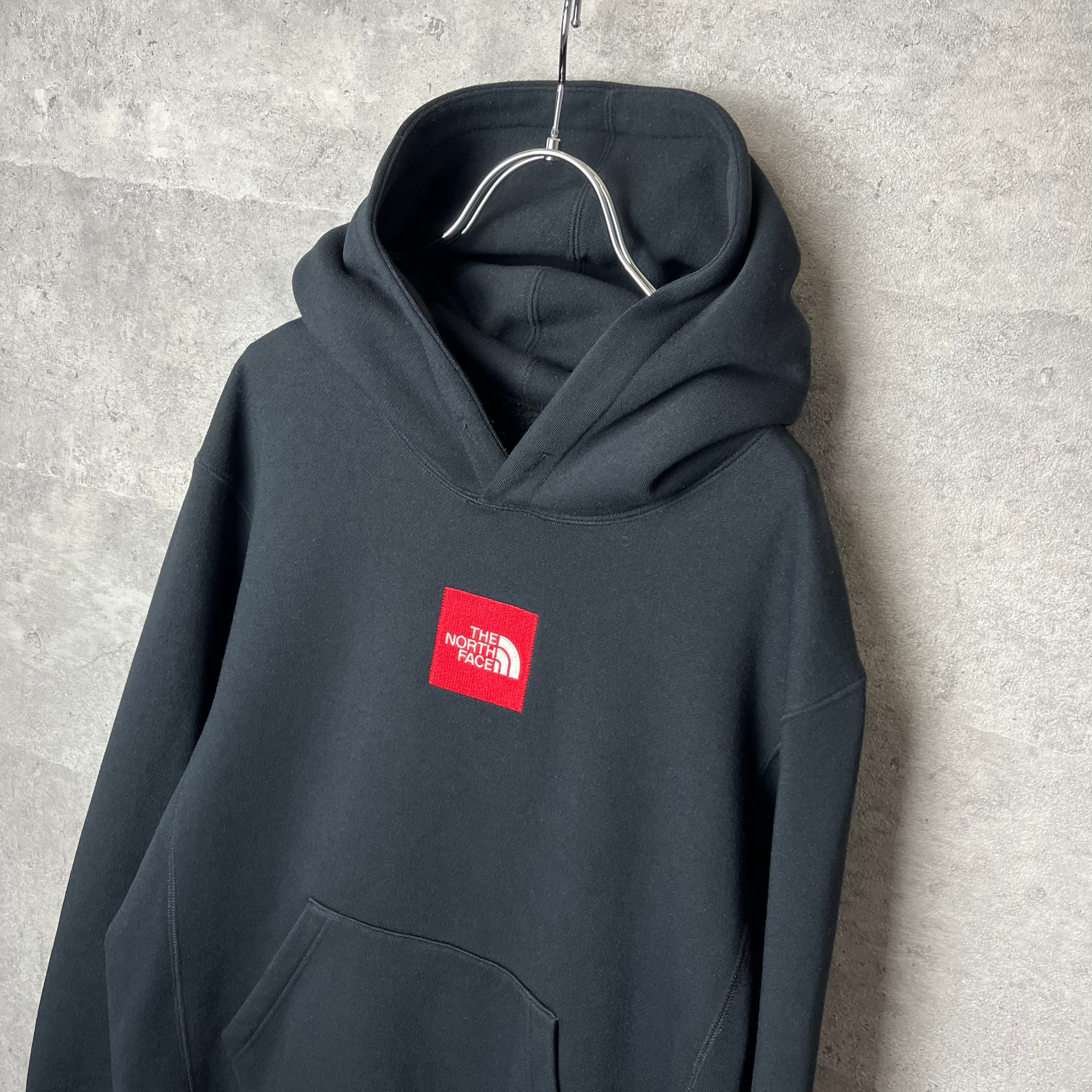 THE NORTH FACE ボックスロゴパーカー