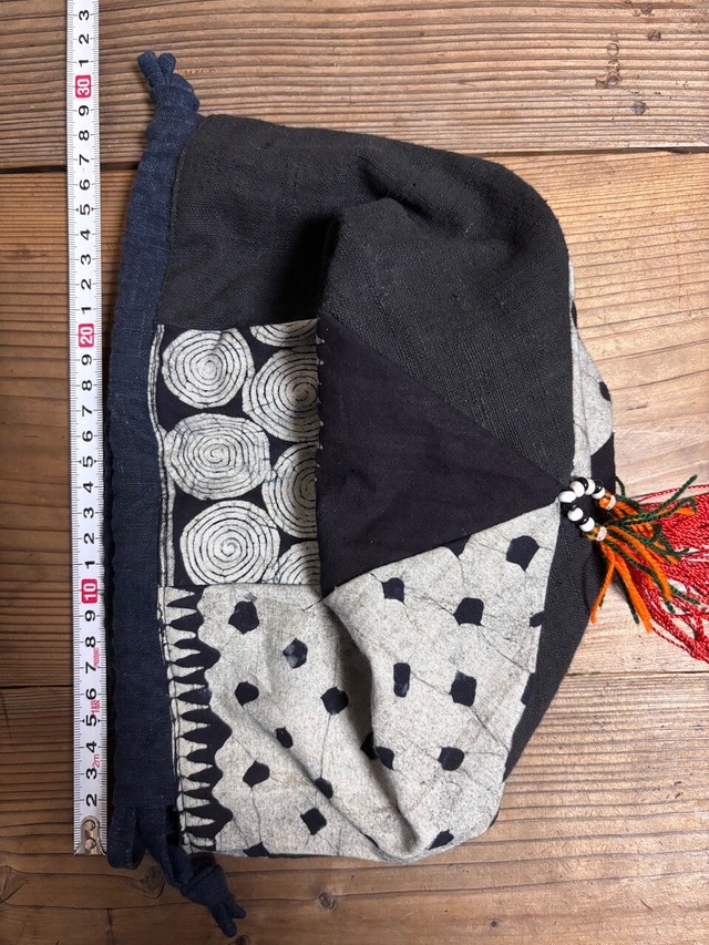 ロッカク プイ族 ろうけつ染め バック