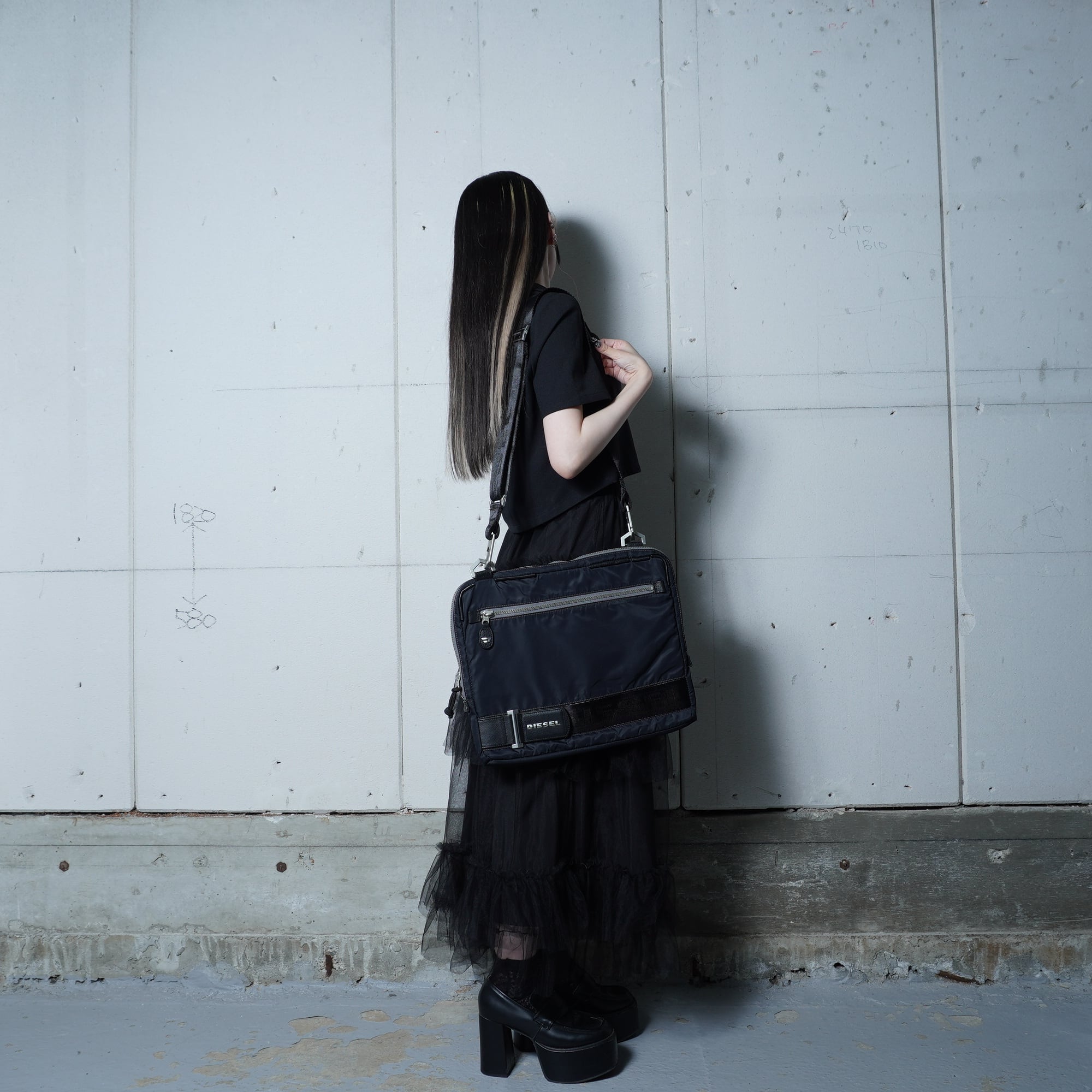 DIESEL】ディーゼル ナイロンショルダーPCバッグ black | MIXHIVE