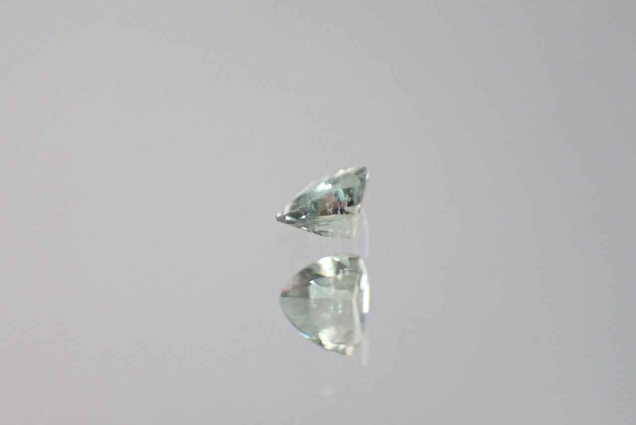 アンブリゴナイト　0.21ct　[C12-504]