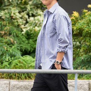 爽やかさを演出する"ストライプ"シャツ