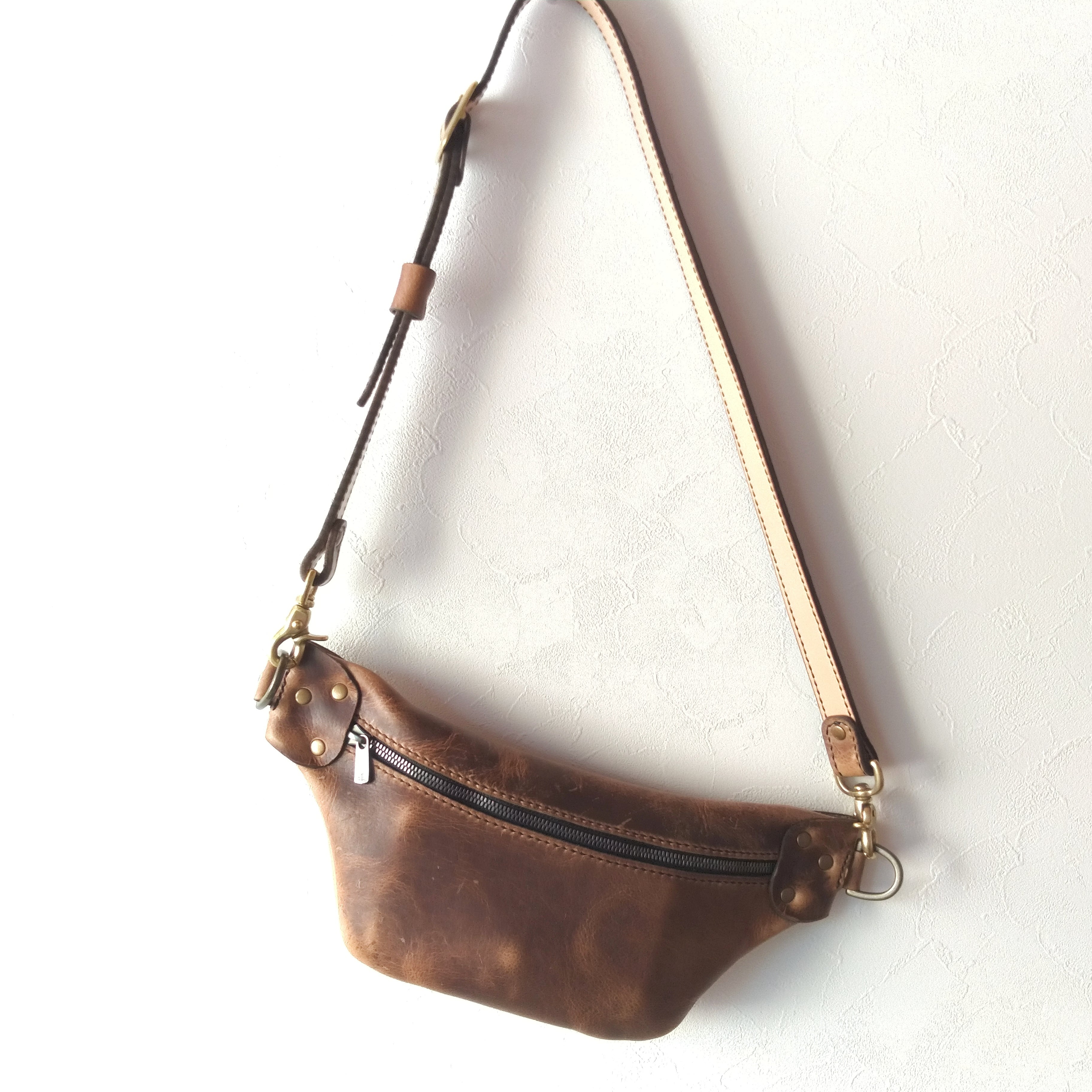 希少革kudu(クードゥー・クーズー)チョコ カスタム可能 ボディバッグ