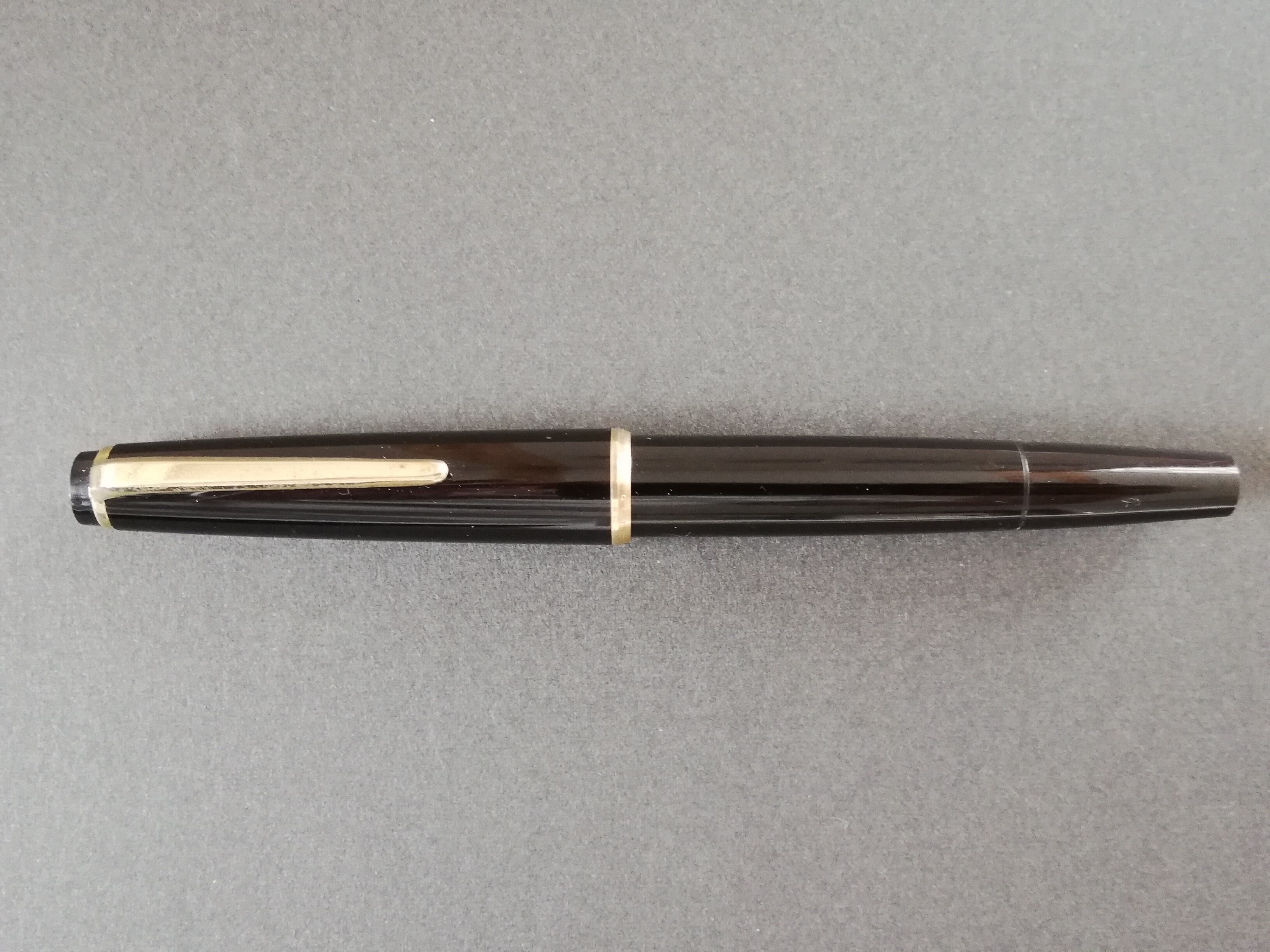 60s モンブラン No 32 MONTBLANC No 32 (細字) 14K 02056 | 川口 60s モンブラン No 32 MONTBLANC No 32 (細字) 14K 02056 | 川口