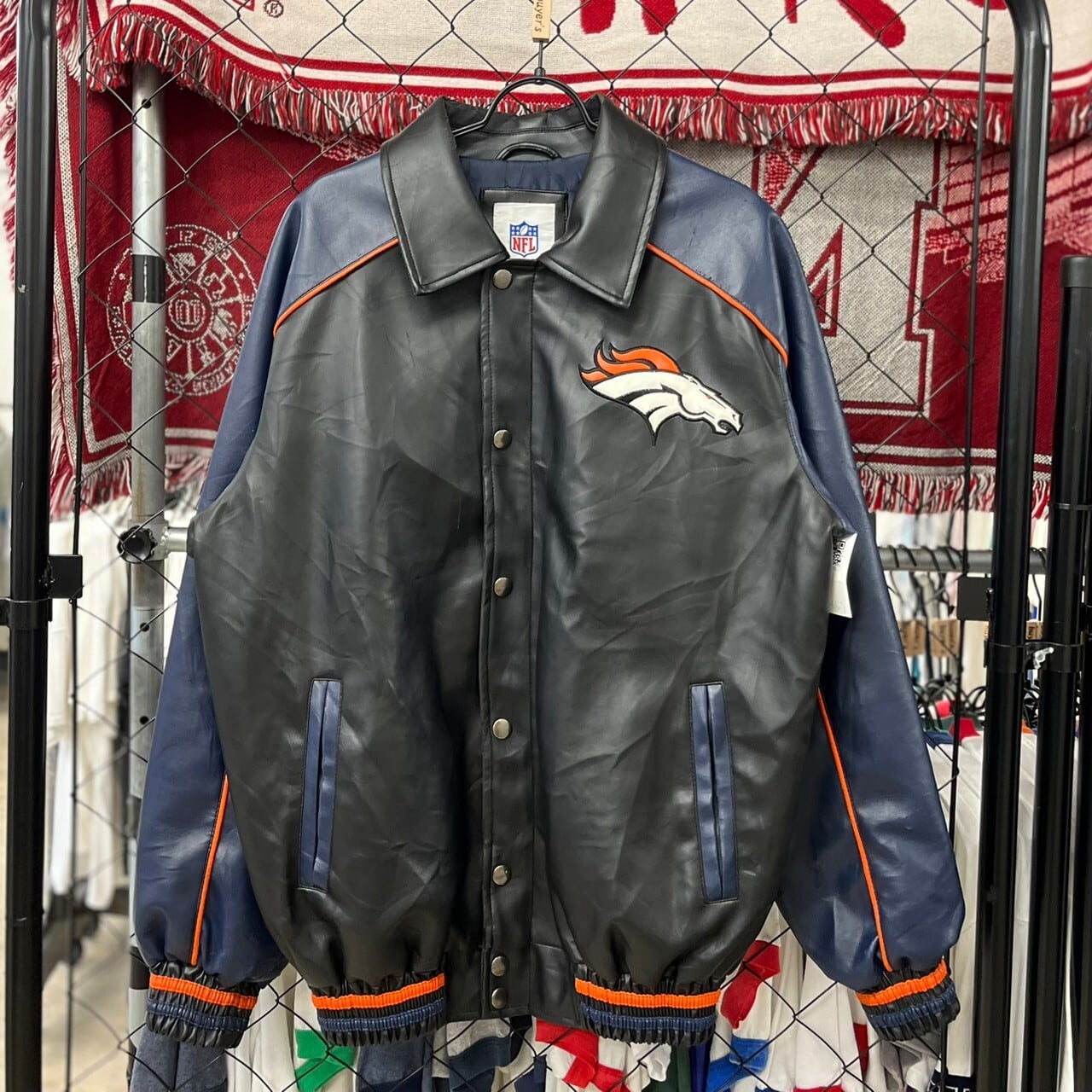 90s NFL ブロンコス スポーツ チーム アメフト レザージャケット スタジャン M 古着 古着屋 埼玉 ストリート オンライン 通販 アメカジ  ビンテージ