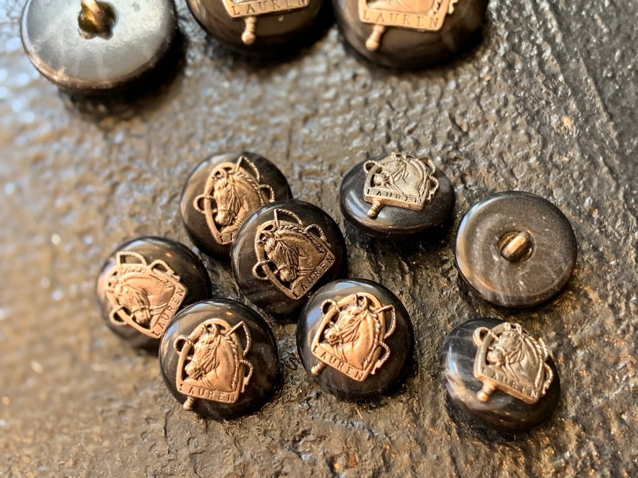 は*な様 【Ralph Lauren】ヴィンテージ　カーキブラウン ボタン装飾ジ Vintage RALPH LAUREN Button Small (ラルフローレン ボタン) | Button