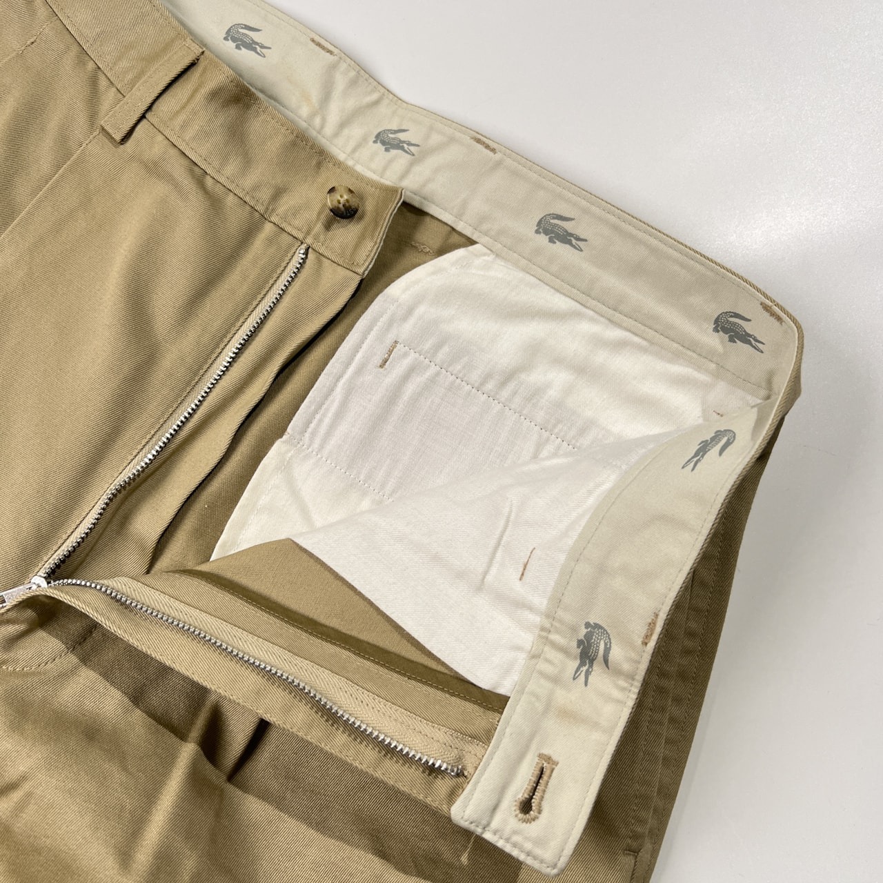 LACOSTE ラコステ チノパン ツータック パンツ サイズ 82 /メンズ/ベージュ/ファブリカ