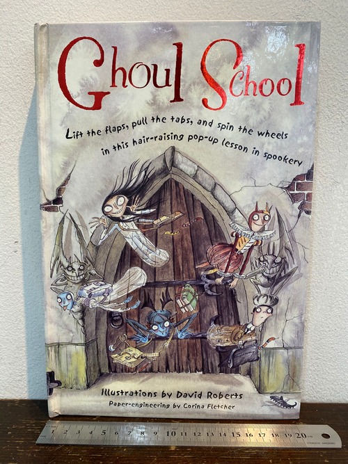 洋書しかけ絵本　GHOUL SCHOOL