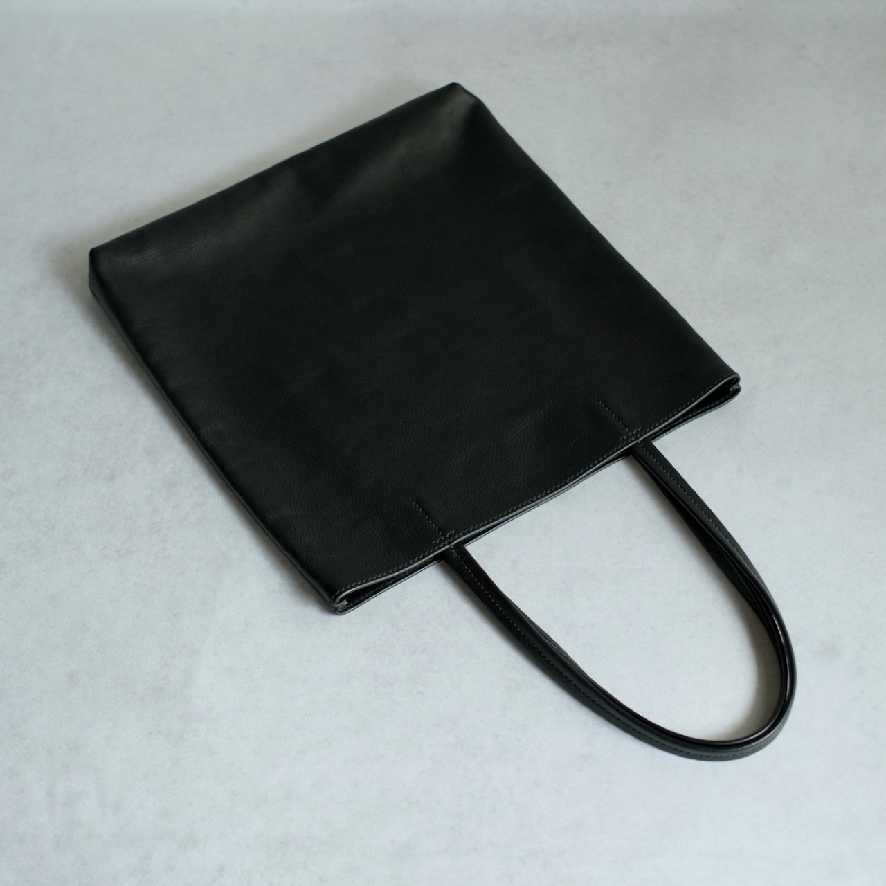 NB TOTE BAG 06 BLACK
