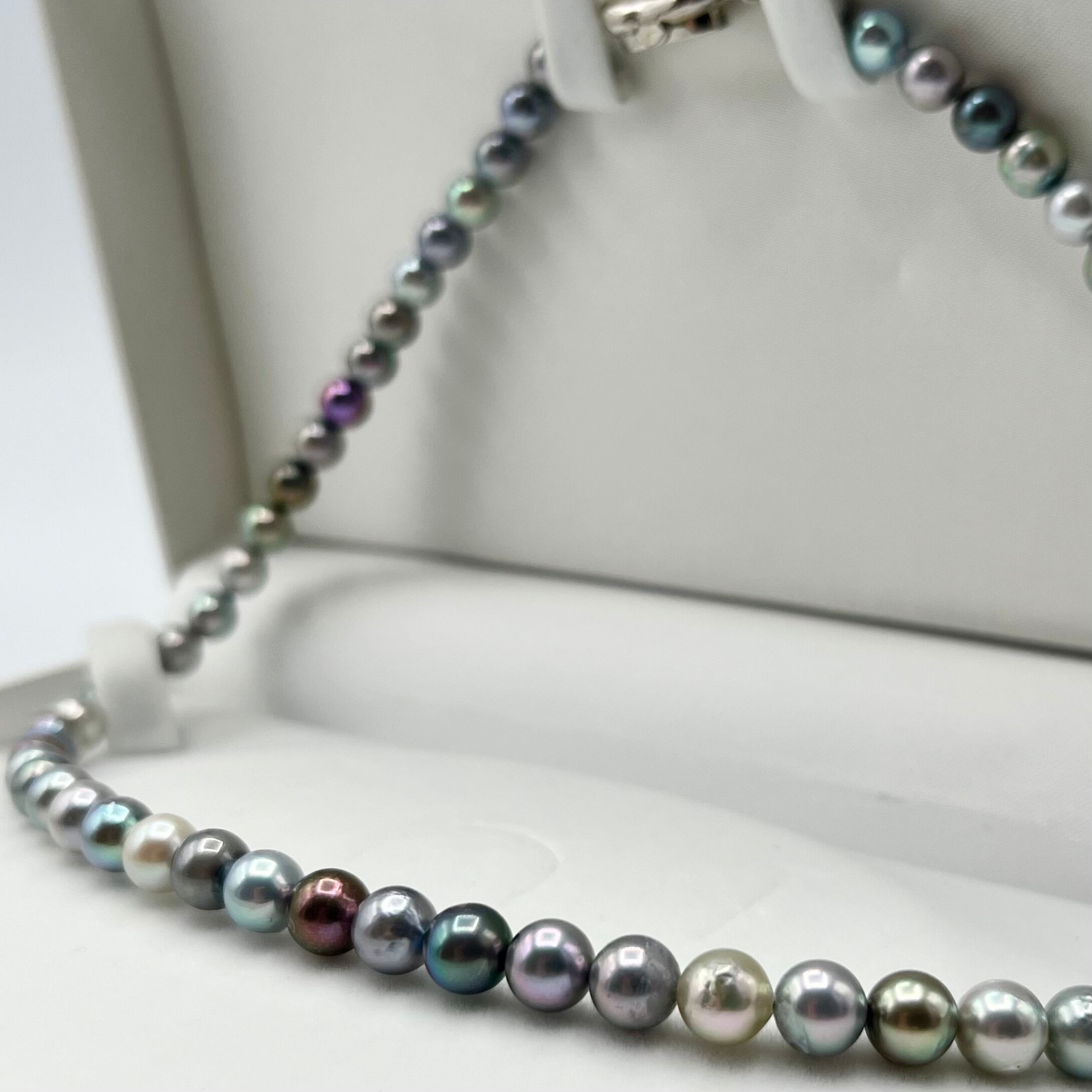アコヤ真珠 染めマルチカラーネックレス 6.5-7.0mm | OISE JEWELRY 