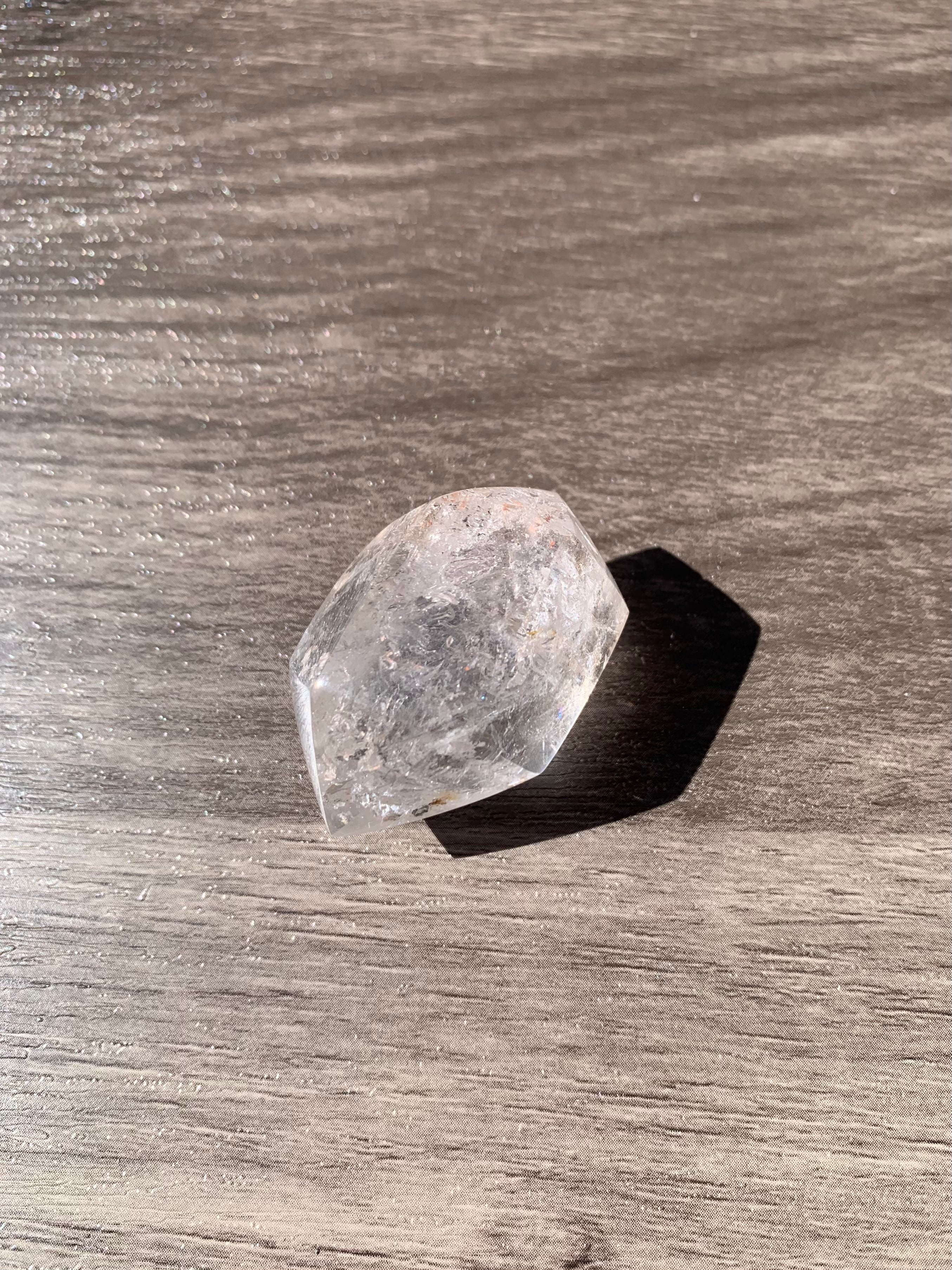 1点もの 現品」 水入り水晶 正しい ブラジル産 ウォーターイン 1点もの 現品」 水入り水晶 正しい ブラジル産 ウォーターイン