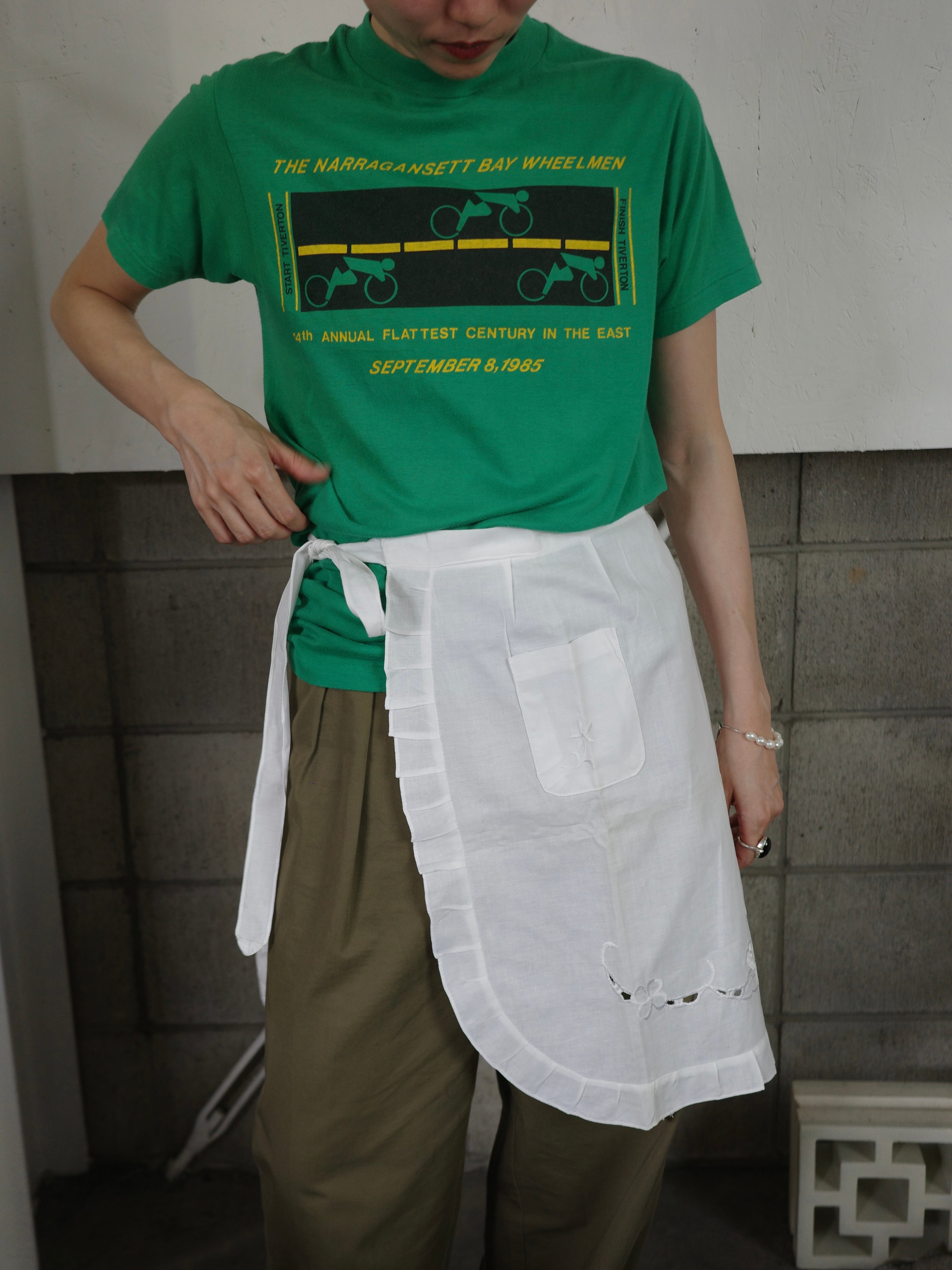〈vintage〉frill embroidery aperon
