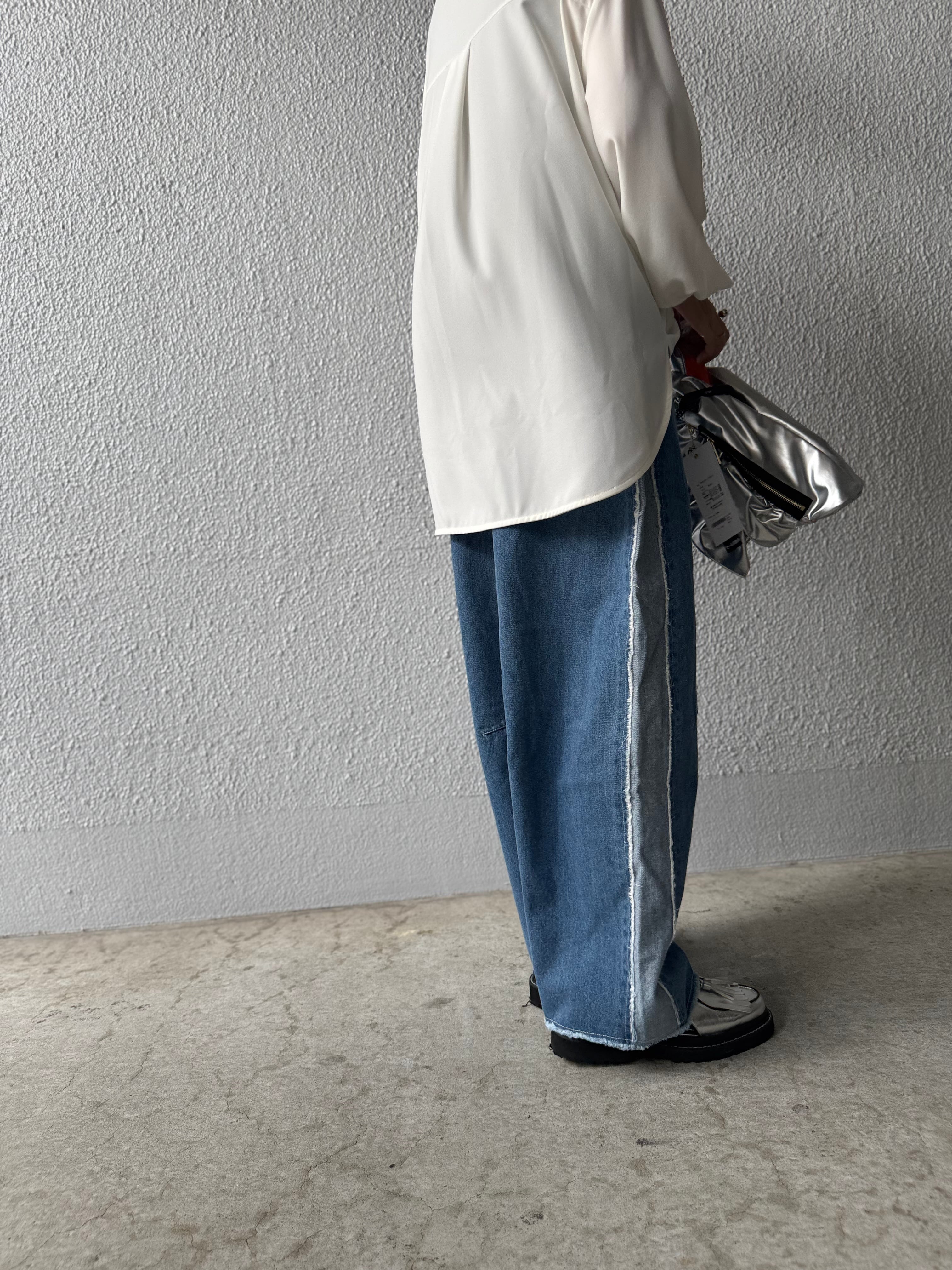 【SELECT】バレルシルエット断ち切りラインデニムパンツ 34-0137