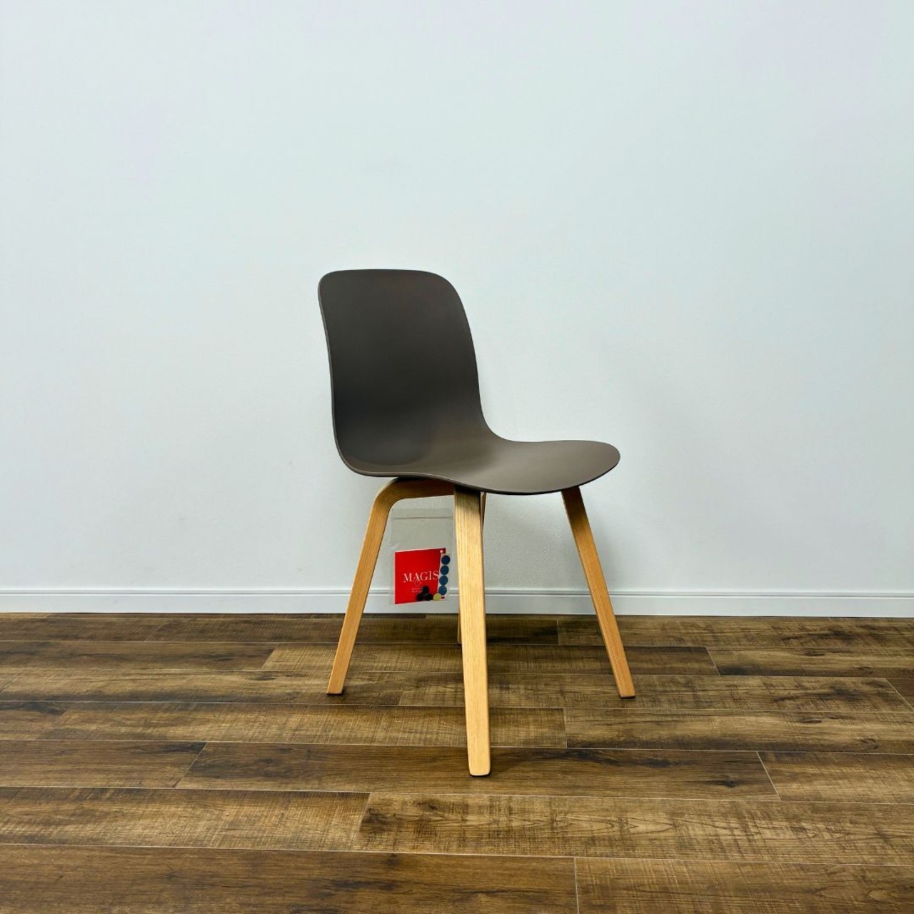 MAGIS SUBSTANCE plywood legs Chair SD5000 natural × beige grey 1452C マジス サブスタンス レッグス チェア ナチュラル × ベージュグレー デザイナーズ家具 保証あり【未使用品】【200サイズ】