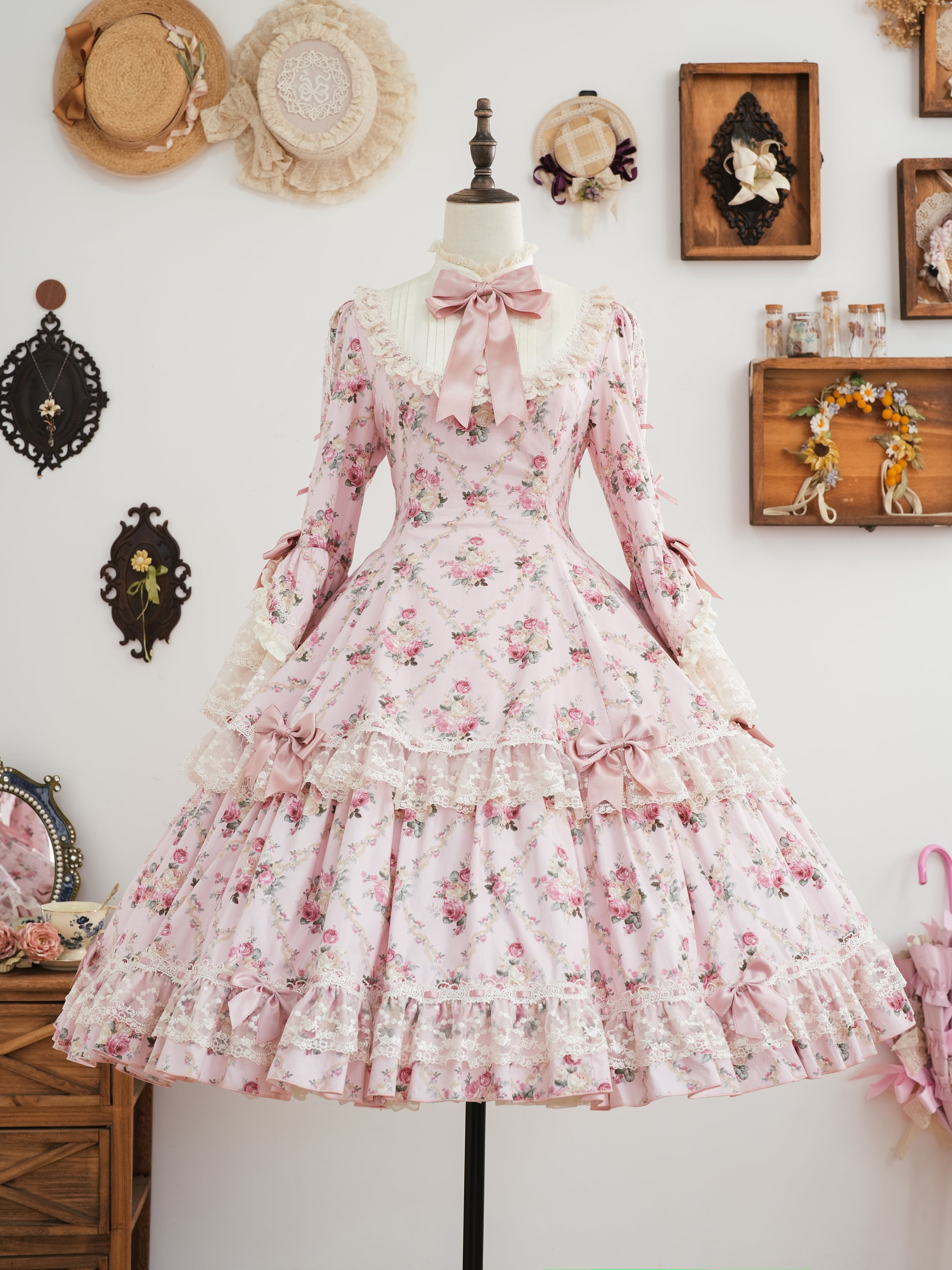 Fashion Show】フローレンス・ブーケ ラウンドヨークワンピース