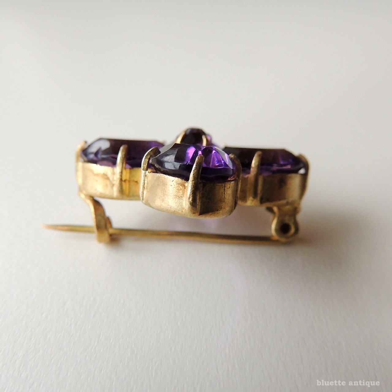 アンティークジュエリー 天然アメシスト 四つ葉のクローバー ブローチ (ソーティングメモ付)