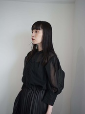 itochi - 100/2 Cotton Organdy Short Shirt :Black|透け感/タックスリーブ itochi - 100/2 cotton organdy transparent tuck short shirt / black