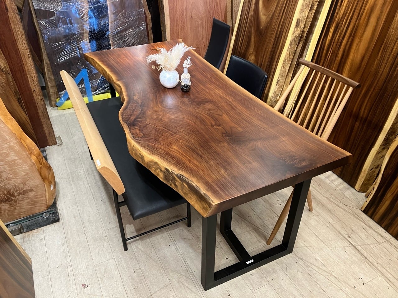 ウォールナット_1950×740-750-870×55_浅草本店_テーブル天板/一枚板