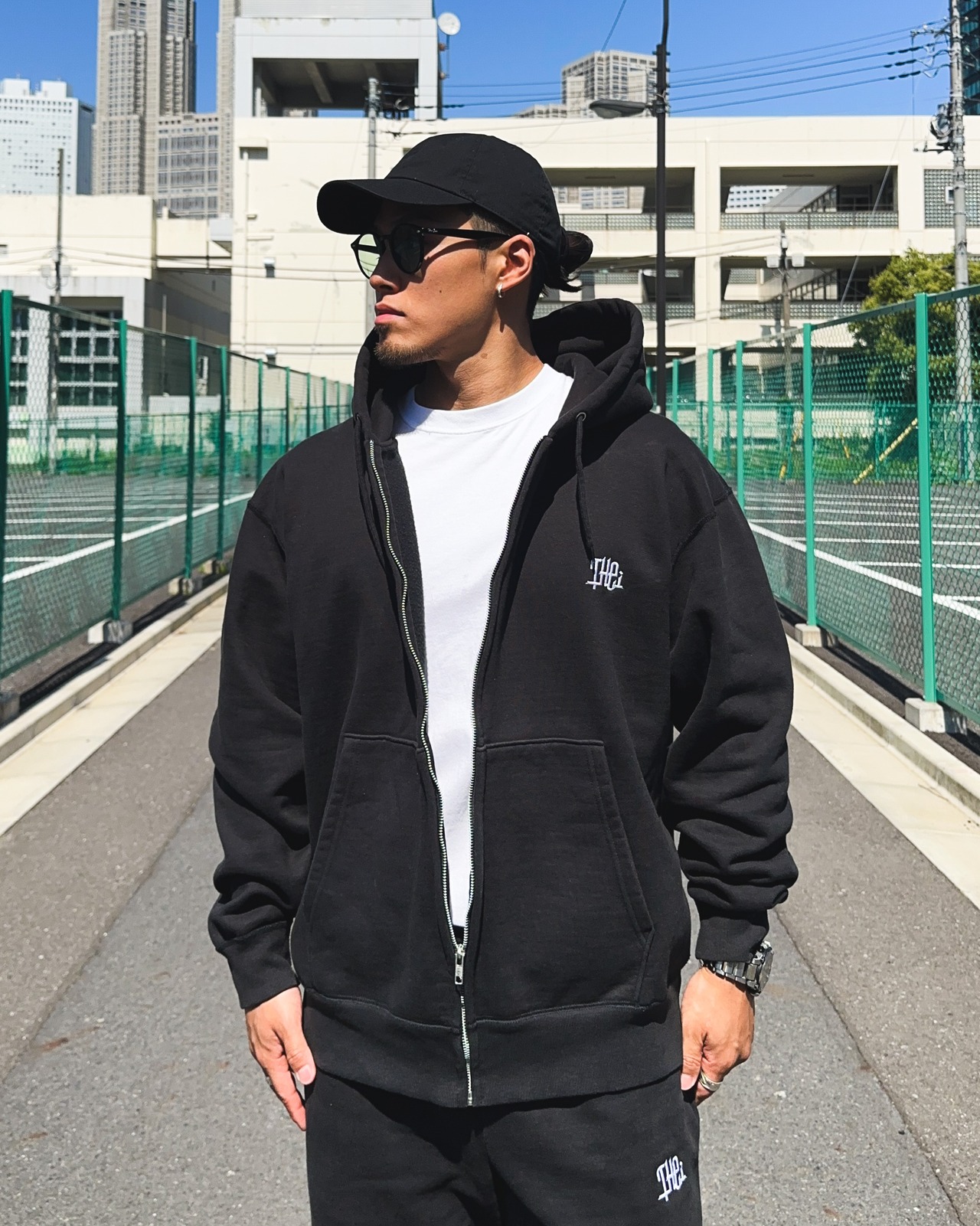 ARABIC ONE POINT HEAVY WEIGHT ZIP UP SWEAT HOODIE - BLACK