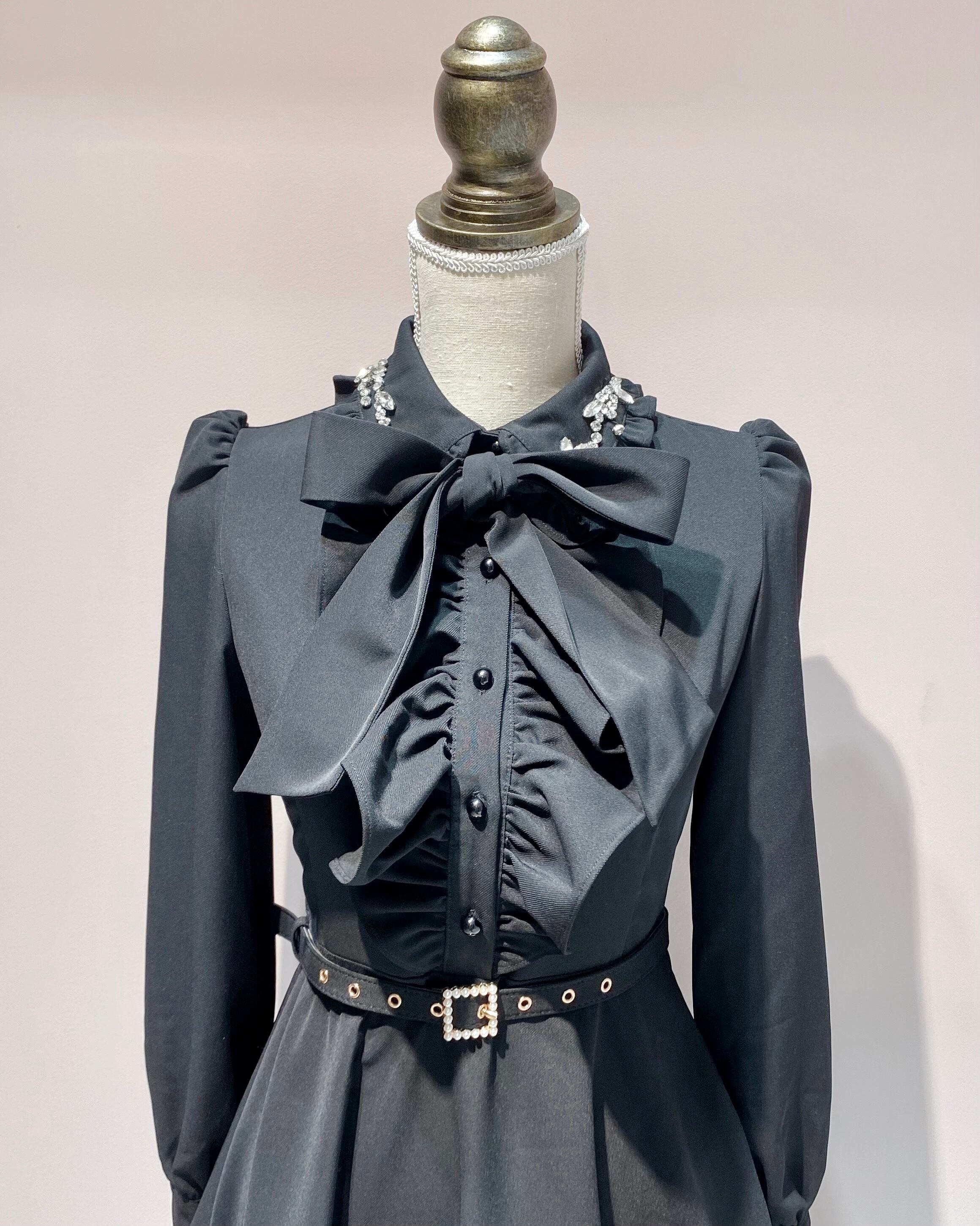 新品未使用】meing. tie frill blouse 安かっ ミイン yuiko