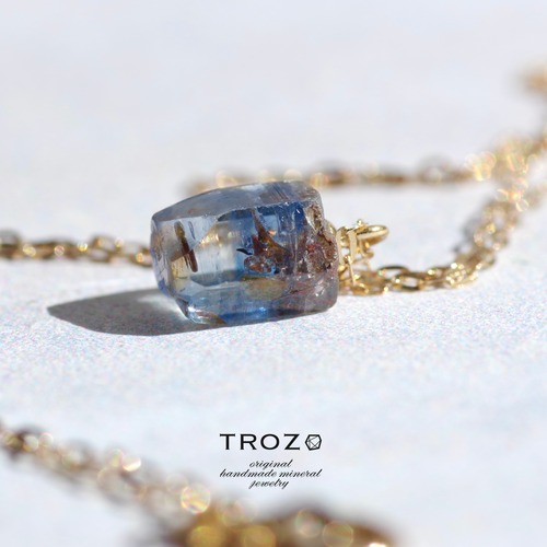 September【12 Gemstone Jewelry Collection】 サファイア 鉱物原石 K18ネックレス 天然石 アクセサリー