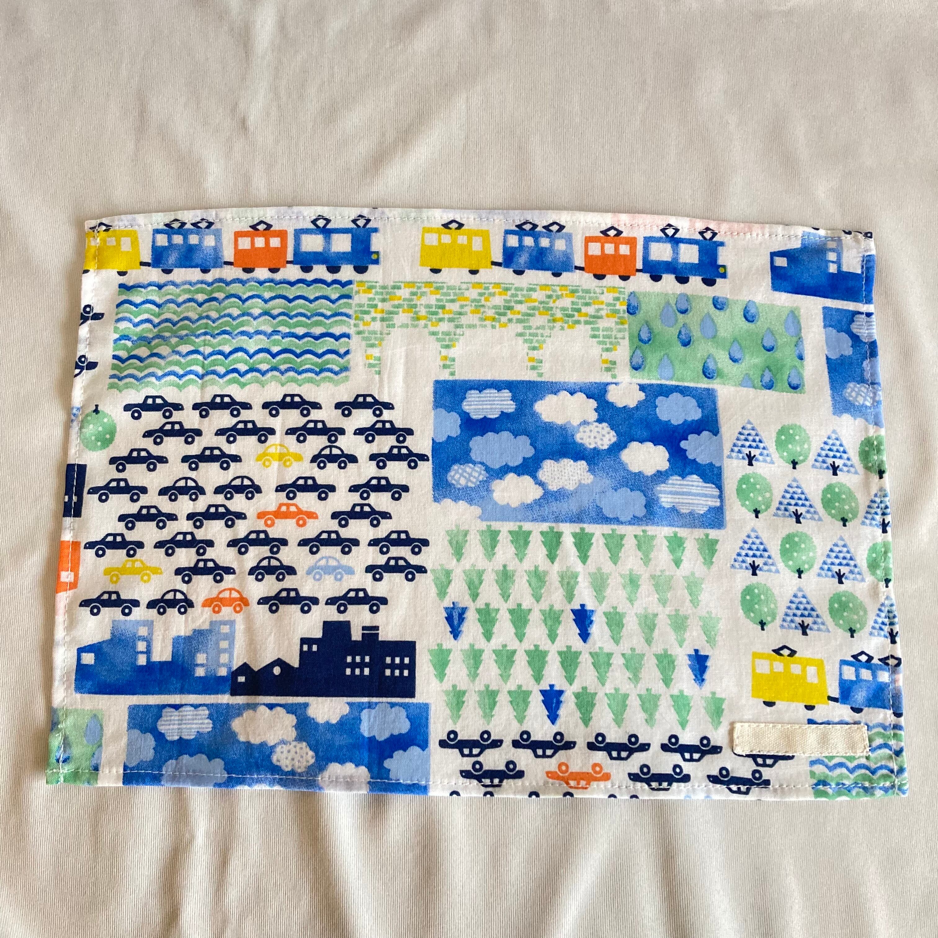 A4ランチョンマット3枚セット☆働く車乗り物パトカー救急車工場