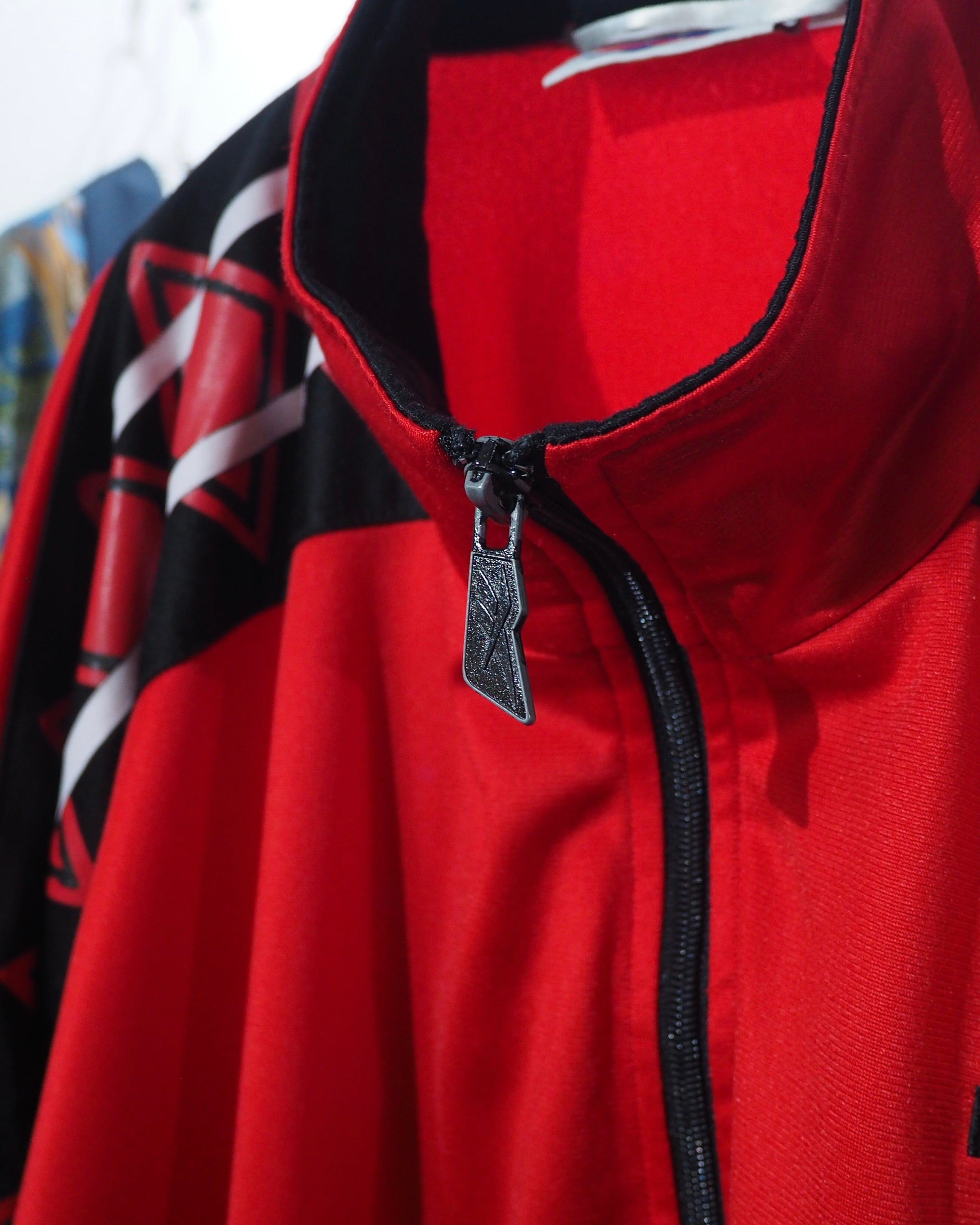 XXL " Old Reebok " Hand painted Custom Over silhouette vintage Track jacket