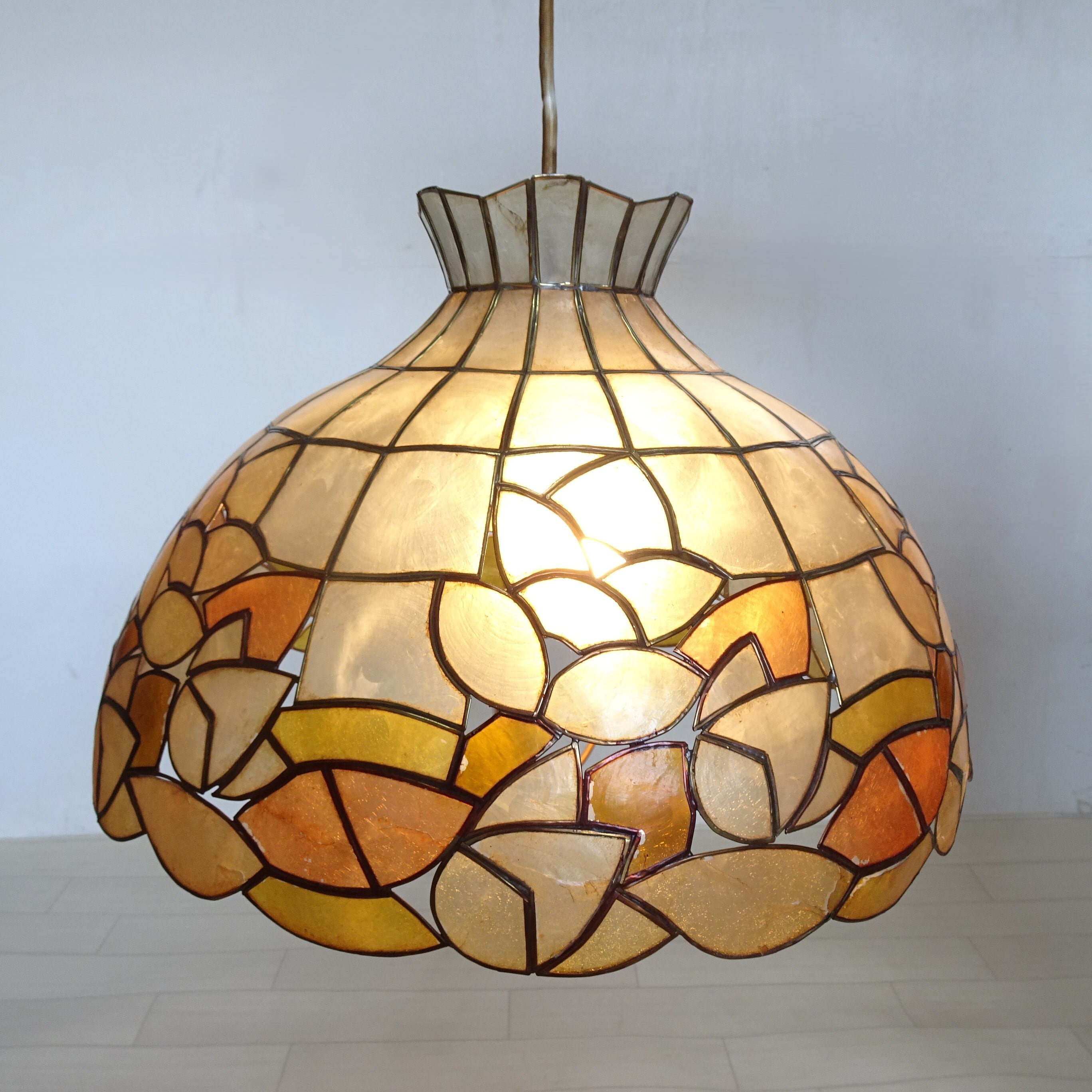 シルビア ステンドグラス風 ペンダントライト1 | 純喫茶家具の村田商會