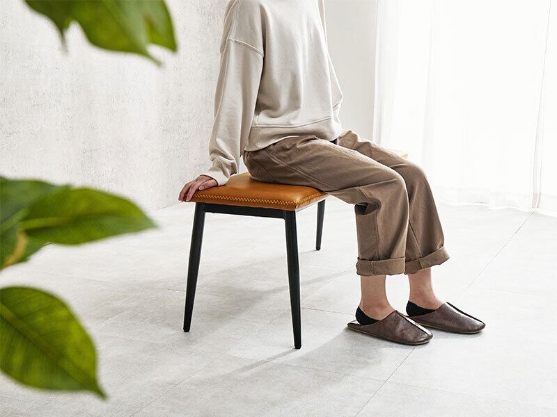 ヴィンテージ調レザーベンチ【ダークブラウン】 | カフェテーブル