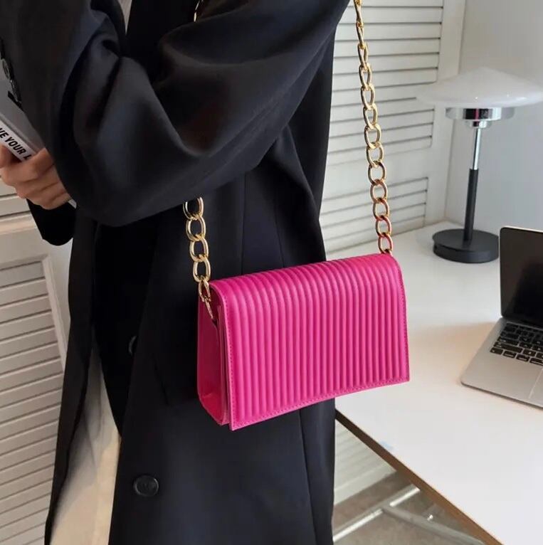 6color / ゴールドチェーンスクエアカラーバッグ